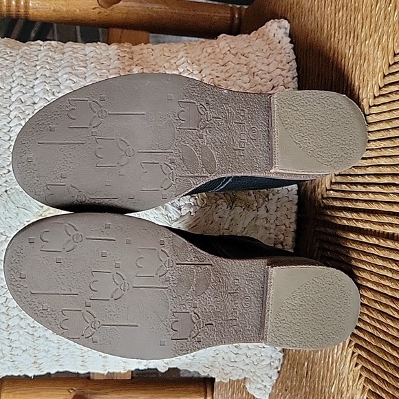 Dansko Black Ankle Boots, size 40EU, 9.5-10 US - Picture 7 of 14